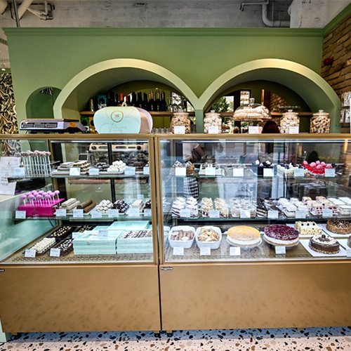 A variety of cakes and pastries are available at the Slatko Srce store located at Belgrade Waterfront.