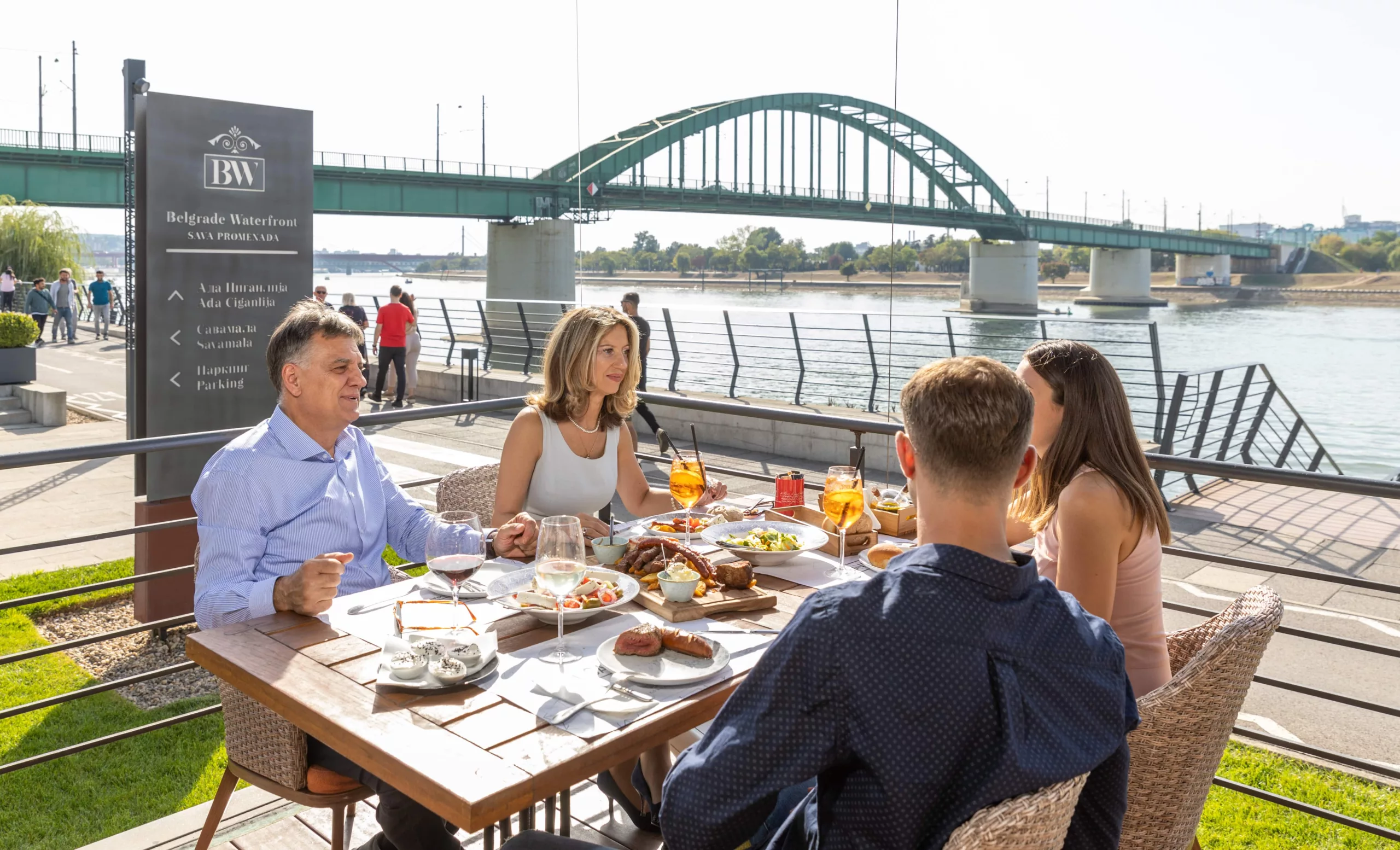 Restaurant on Sava Promenada with a beautiful view of the Savas Bridge.