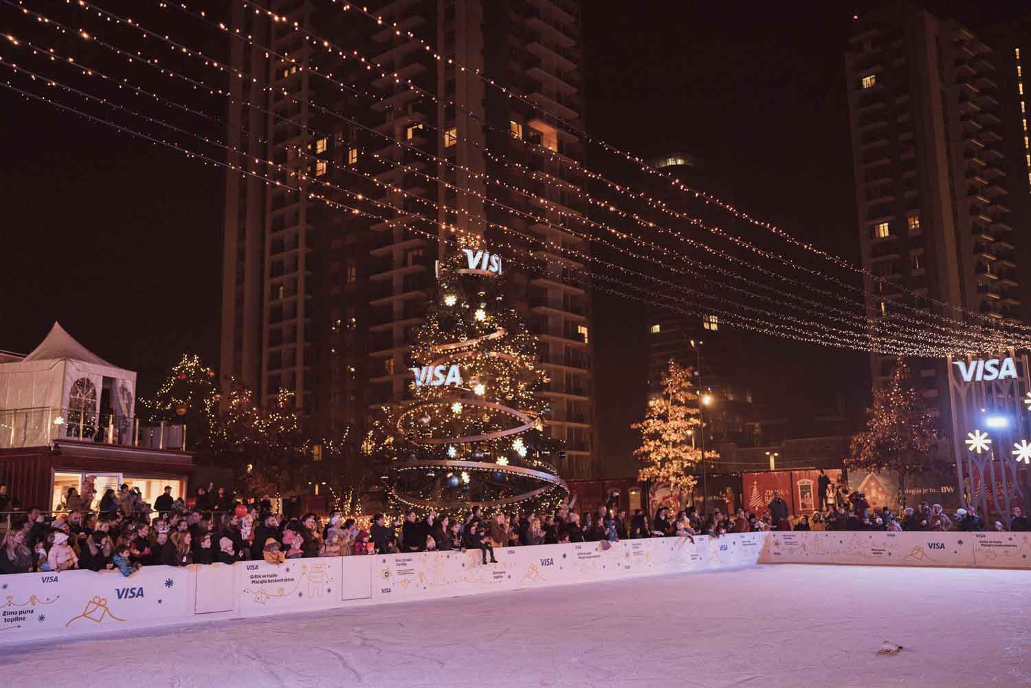 Winter fairytale ice ring