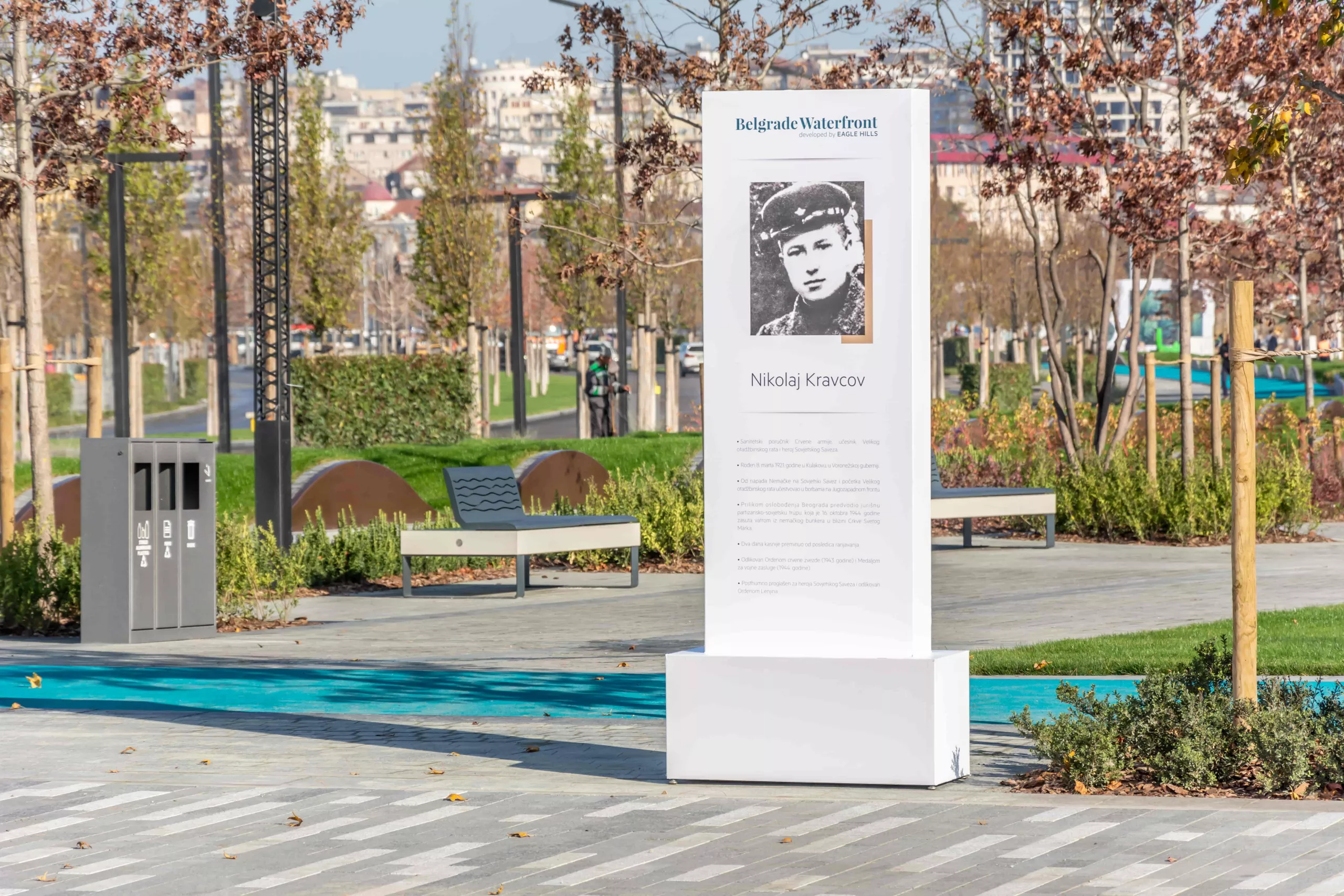 Spomenik Nikolaju Kravcovu u Beogradu na vodi