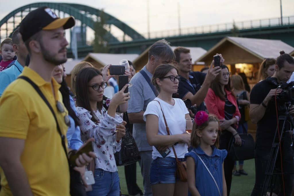 The traditional food and wine fair took place at Sava Promada, where visitors enjoyed wine and food tastings of local Serbian delicacies. Find similar events!