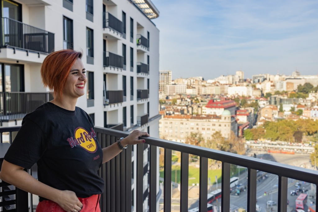 Read the firsthand experience of living in the most desirable location in Belgrade! Your perfect apartment might be waiting for you right here.