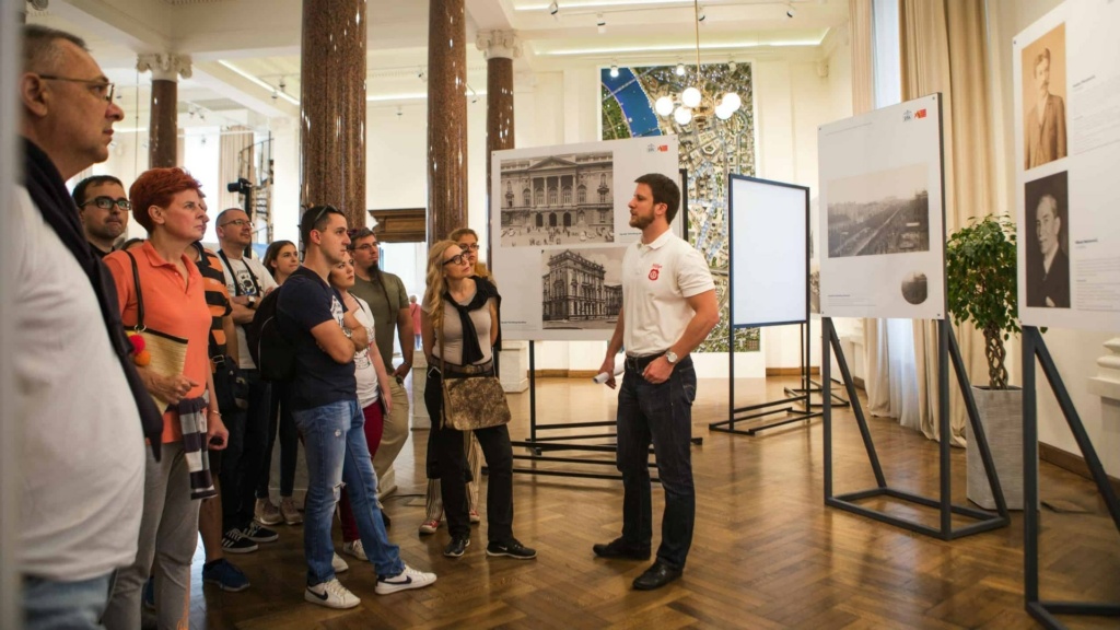 Within the traditional manifestation of ‘Museum Night art and history lovers visited museums, galleries, cultural and other monumental institutions.