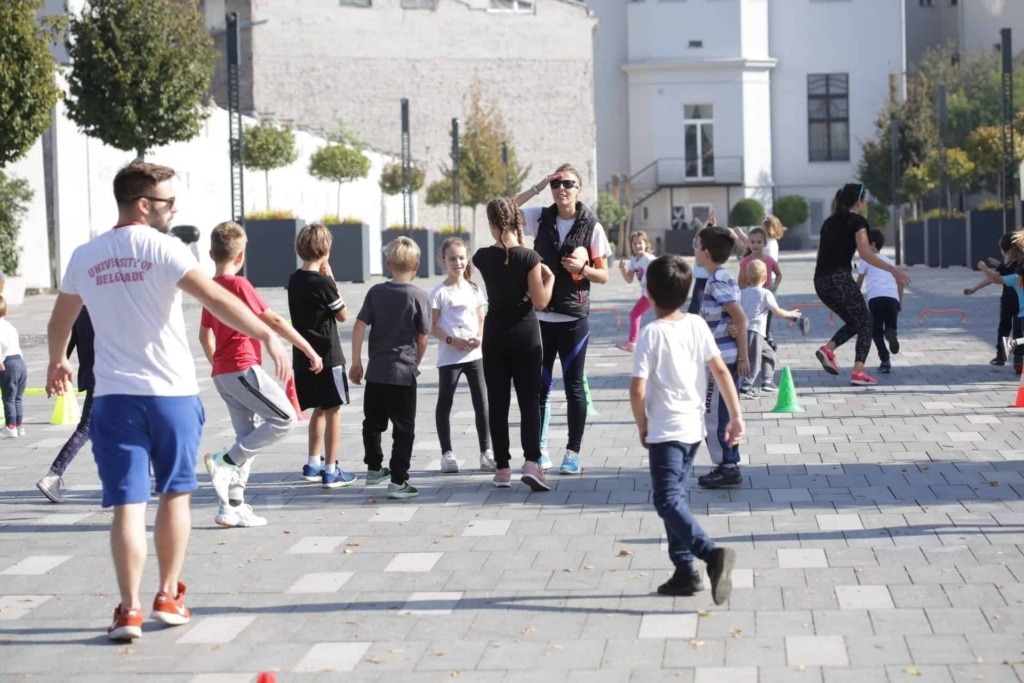 Važno je da najmlađe od ranog detinjstva učimo o važnosti sporta i zdravog načina života. Zato je „Mala škola sporta